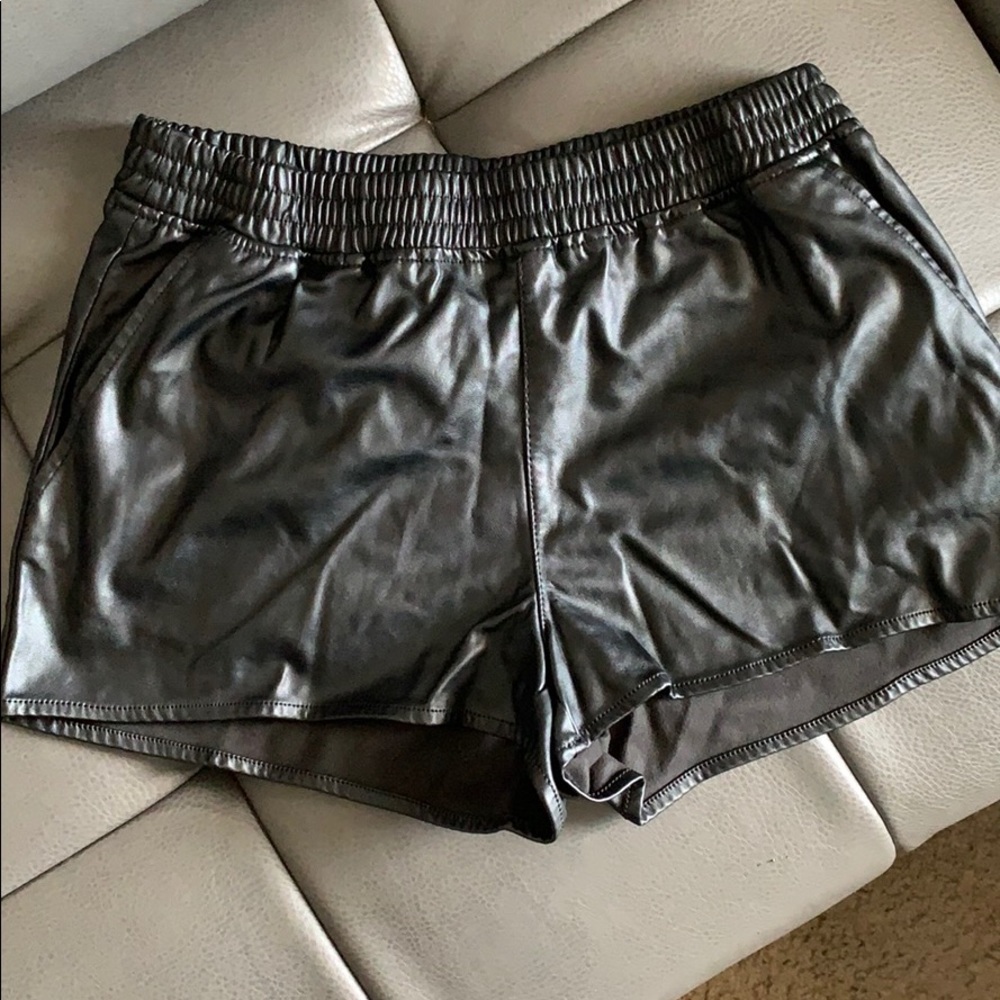 H&M Divided Black faux leather shorts pockets NWT